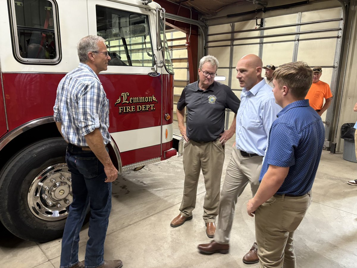 LeaderJohnThune's tweet photo. Great to visit with the firefighters at the Lemmon Volunteer Fire Department. Thankful for their service. https://t.co/lPnZwcWmof