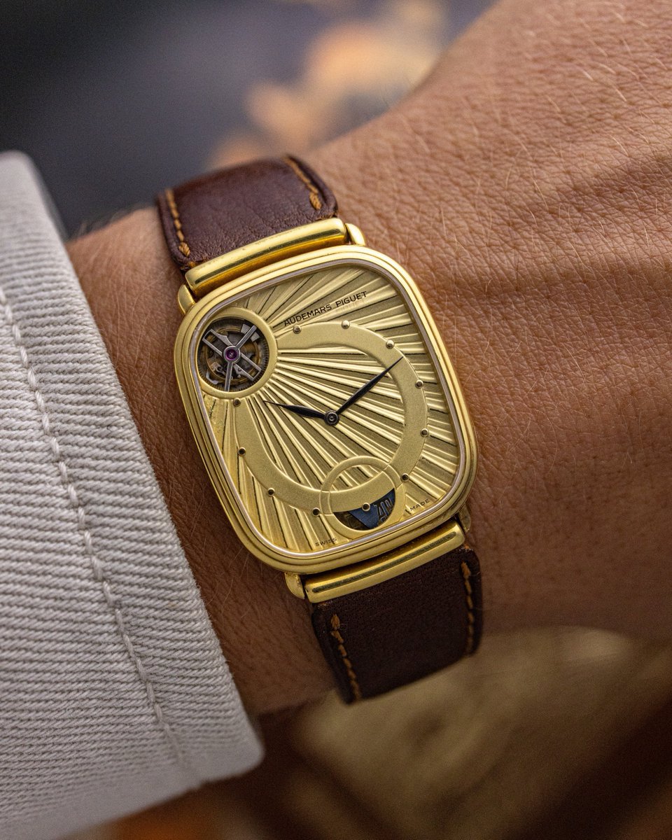 ManZonex's tweet photo. Audemars Piguet https://t.co/TqBIriVDxy