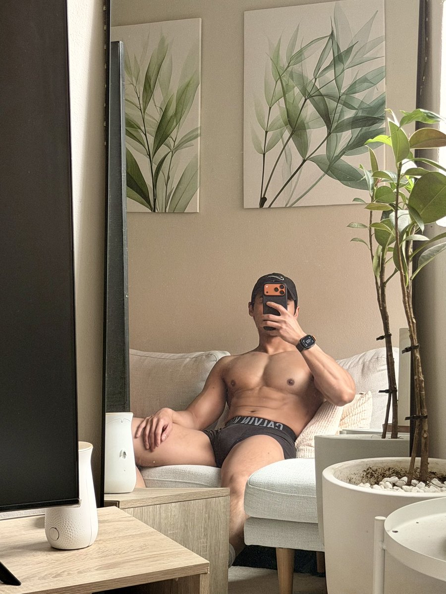 Jay___456's tweet photo. Getting hard 💦 https://t.co/v3StimEm7B