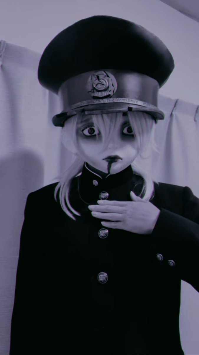 Otorya_'s tweet photo. 思い付きで学ラン着せたら予想よりめちゃくちゃ似合っててビビった
ほぼガロ系やん

お面製作：異界屋粋伝：(@suiden13)

車掌帽製作：相澤造形工房(@gokuyouki)
https://t.co/LfVN869h2S

#ドールマスク
#dollmask https://t.co/M5jjrb3y0O