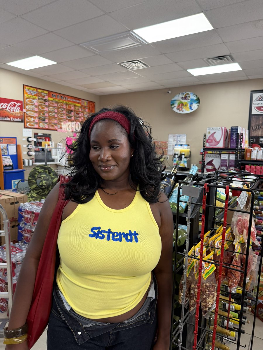 maameadwoa247's tweet photo. Just started my business and the responses has been amazing but it’s also teaching me that its so hard to sell shit but I’m so blessed to have a community that supports me and I can never let them down 🥰 so if you ever wanted more for me pls get a tank 

https://t.co/o330wTky5K https://t.co/7LYfof9FVn