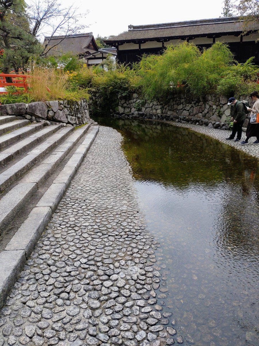 retwoko's tweet photo. 遙たちが行ったと思われる下鴨神社の御手洗祭の現場がこちら
他に行ってる神社さんはあるけどここで祀られてるのが水の神様(しかも瀬織津姫という遙と同じ瀬がつくお名前)なんでここかなと https://t.co/A9Wxqf2SxS