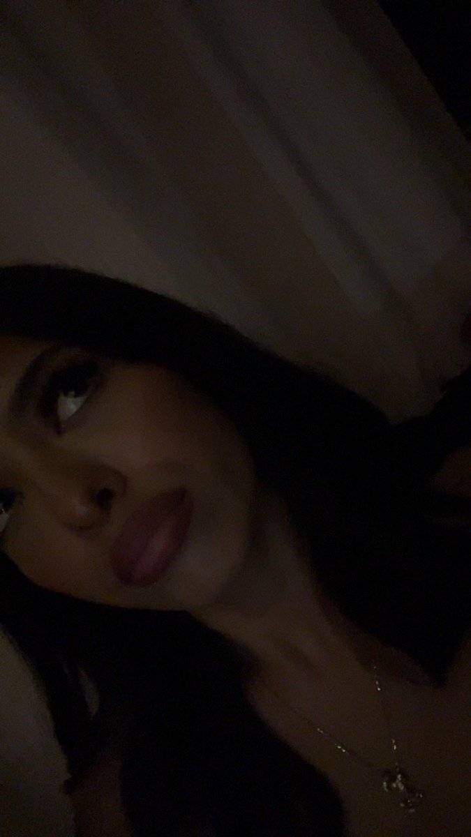 Latinamamivall's tweet photo. #prettyface #fiel #talk2me 💞 https://t.co/P2foci8Rx4