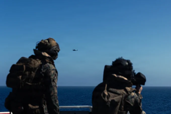 A U.S. Marine Corps AH-1Z Viper assigned to Marine Medium Tiltrotor Squadron (VMM) 364 (Reinforced), 13th Marine Expeditionary Unit, provides aerial security during defense of the amphibious task force training aboard Wasp-class amphibious assault ship USS Makin Island (LHD 8), off the coast of California, July 23, 2026. The 13th MEU and the Makin Island Amphibious Ready Group are underway and conducting routine operations in the U.S. 3rd Fleet area of operations to enhance their combined Navy-Marine Corps readiness and lethality. (U.S. Marine Corps photo by Sgt. Angel Diaz Montes De Oca)