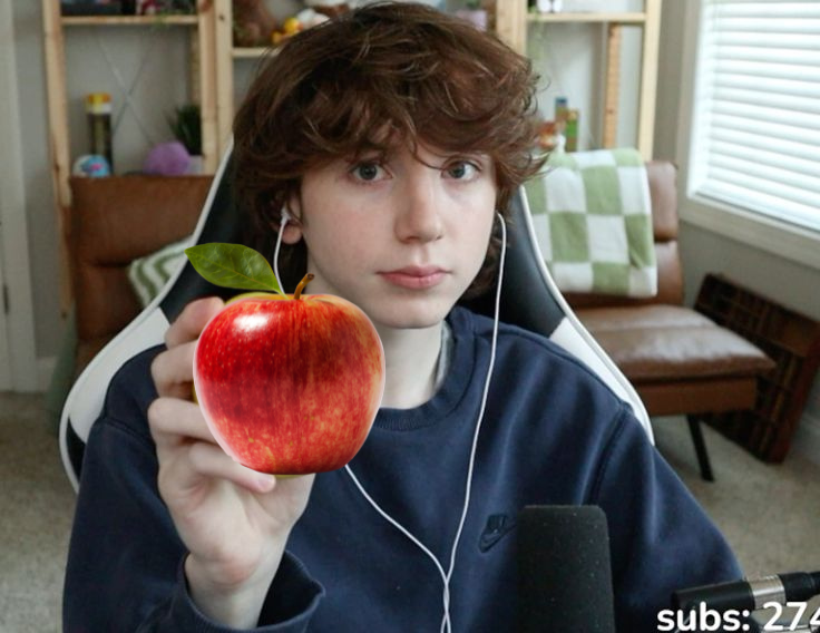 coypisopiled's tweet photo. @sinjincoy YES any apple is for distribution 🍎🍎 https://t.co/KCw8MFV09S