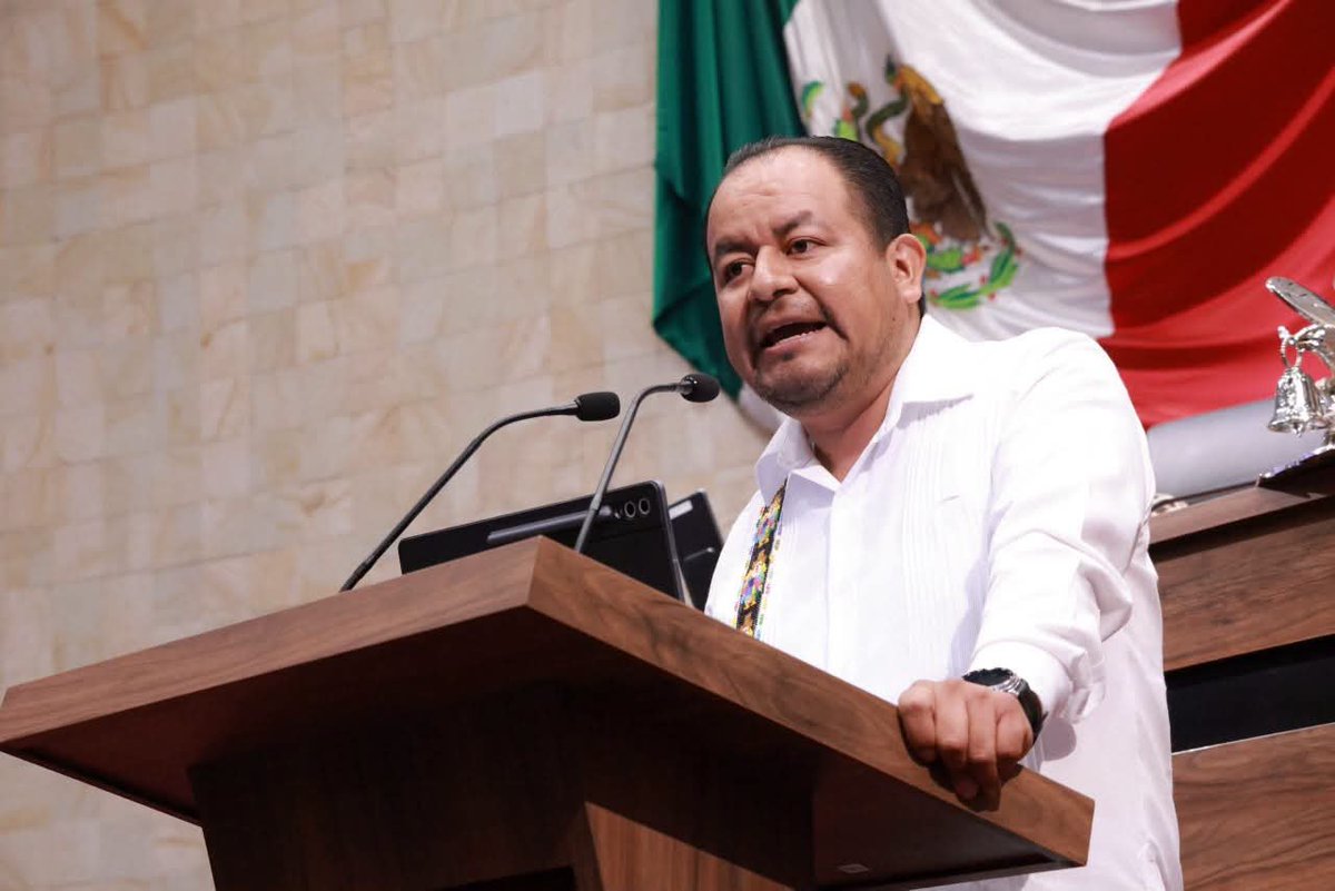 lopez_isra's tweet photo. Desde el @CongresoOaxaca_ presentamos una iniciativa para fortalecer la Economía Circular en Oaxaca, actualizando nuestras leyes y alineándolas con el nuevo marco nacional. 

Esta propuesta busca:

✅ Fortalecer la coordinación entre el Estado y los municipios.

✅ Impulsar nuevas cadenas de valor, aprovechando mejor nuestros recursos y materiales.

✅ Generar oportunidades de inversión, innovación y empleo desde lo local.

#LXVILegislatura
#GPMorena