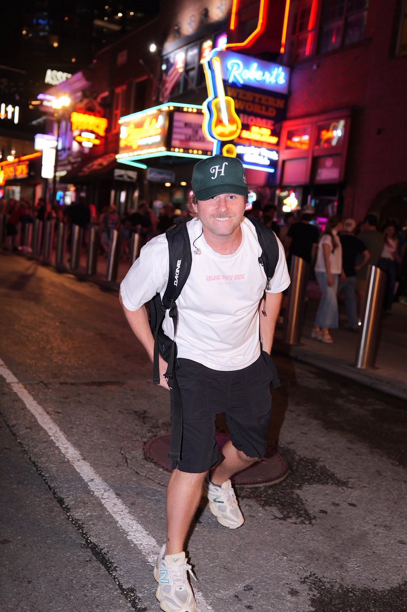 DJLoganGarrett's tweet photo. Whiskey Row Nashville Tonight https://t.co/jS0o36r0ff