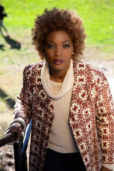 YolondaRoss's tweet photo. Cozy and confident 
#YolondaRoss #celebrity # https://t.co/JJAhOuzYuN