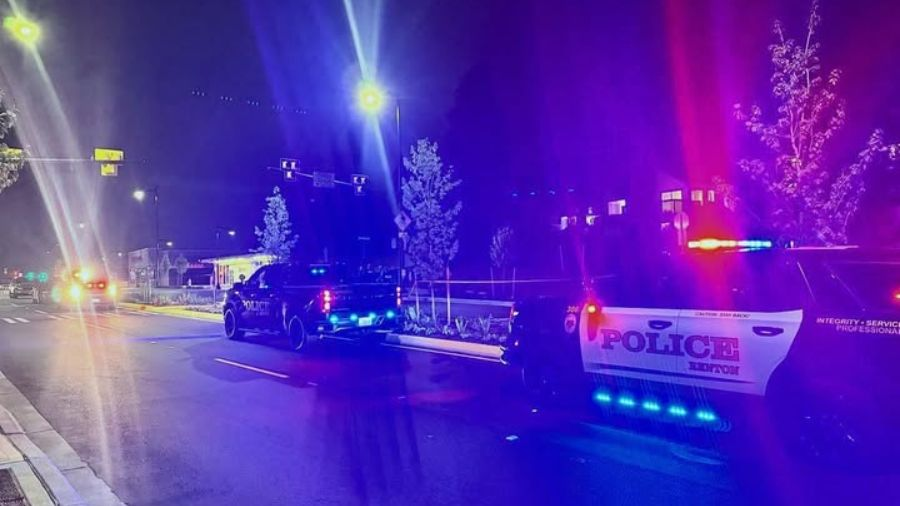 Mynorthwest's tweet photo. The man accused of killing a woman and stabbing a Renton officer in the face pleaded not guilty Tuesday, according to the King County Prosecuting Attorney’s Office.

More here: https://t.co/cJKWprT7wo https://t.co/zYwIkQYCSz