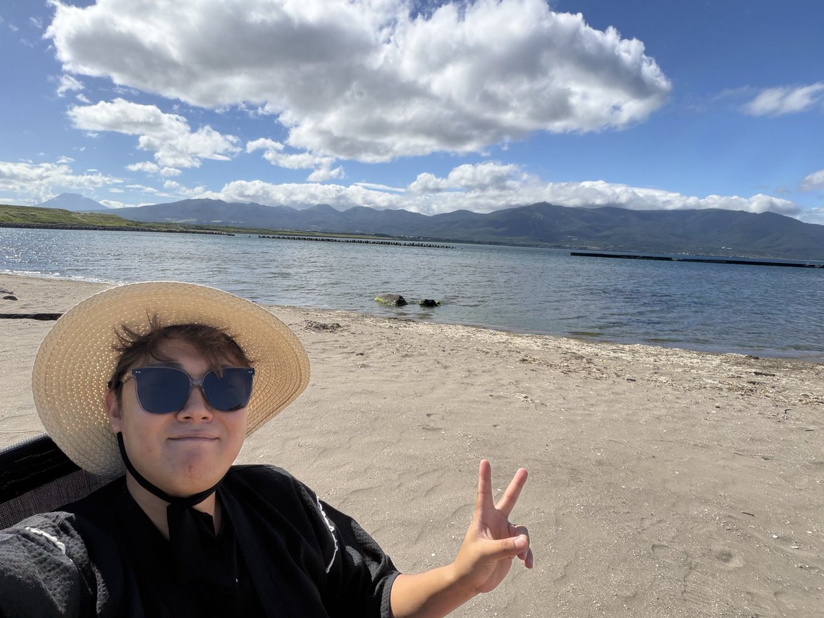 G0jP8's tweet photo. 今年3度目の海〜 https://t.co/ov3gEc0GiG