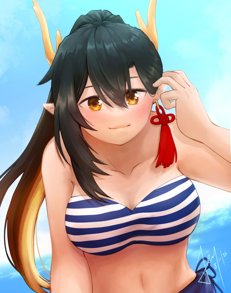 jey_vt's tweet photo. Before summer is over, I thought I should go to the beach at least once... I love the sound of the waves and the way the sunlight sparkles on the surface of the water~ 

p.s - the last time I posted a swimsuit was 2023🤣
#VtuberEN #jeydoodles https://t.co/XL756lXGPn
