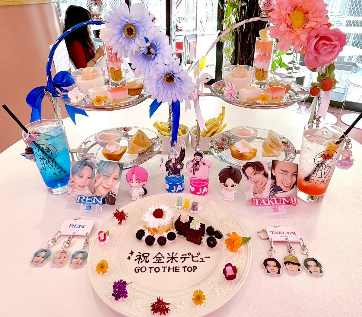 TKtakumiLove623's tweet photo. ラキフェスは中止になったけど、お友達に会えていっぱいおしゃべりできて充実した2日間だった！
みんなありがと〜🥹🩷
ロッキン前後の9/11.13も関東で遊んでくれるお友達いたらぜひ🫶
#JO1 #JAM https://t.co/FDJIFD1mCf
