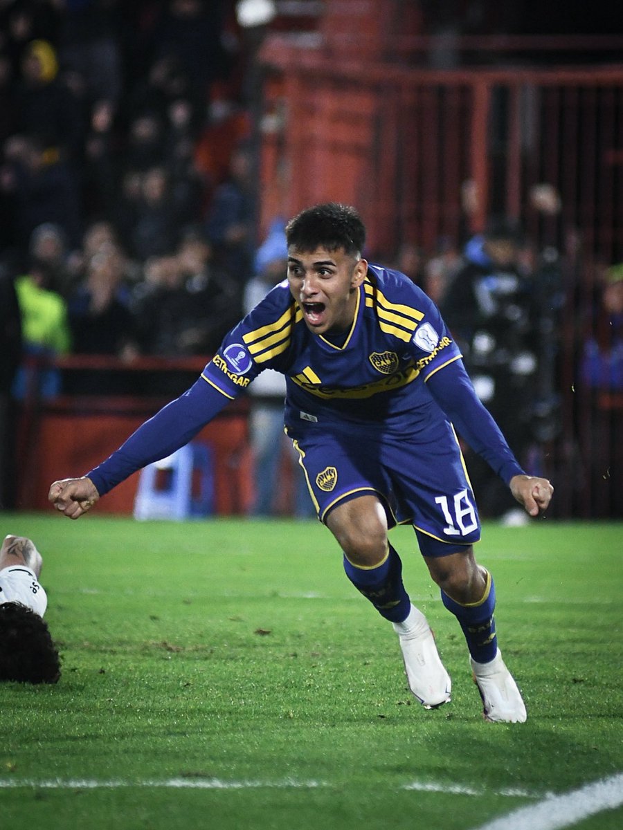BocaJrsOficial's tweet photo. ¡Si, Pulmoncito! 👊⚽️ https://t.co/ZTLv1nUc6J