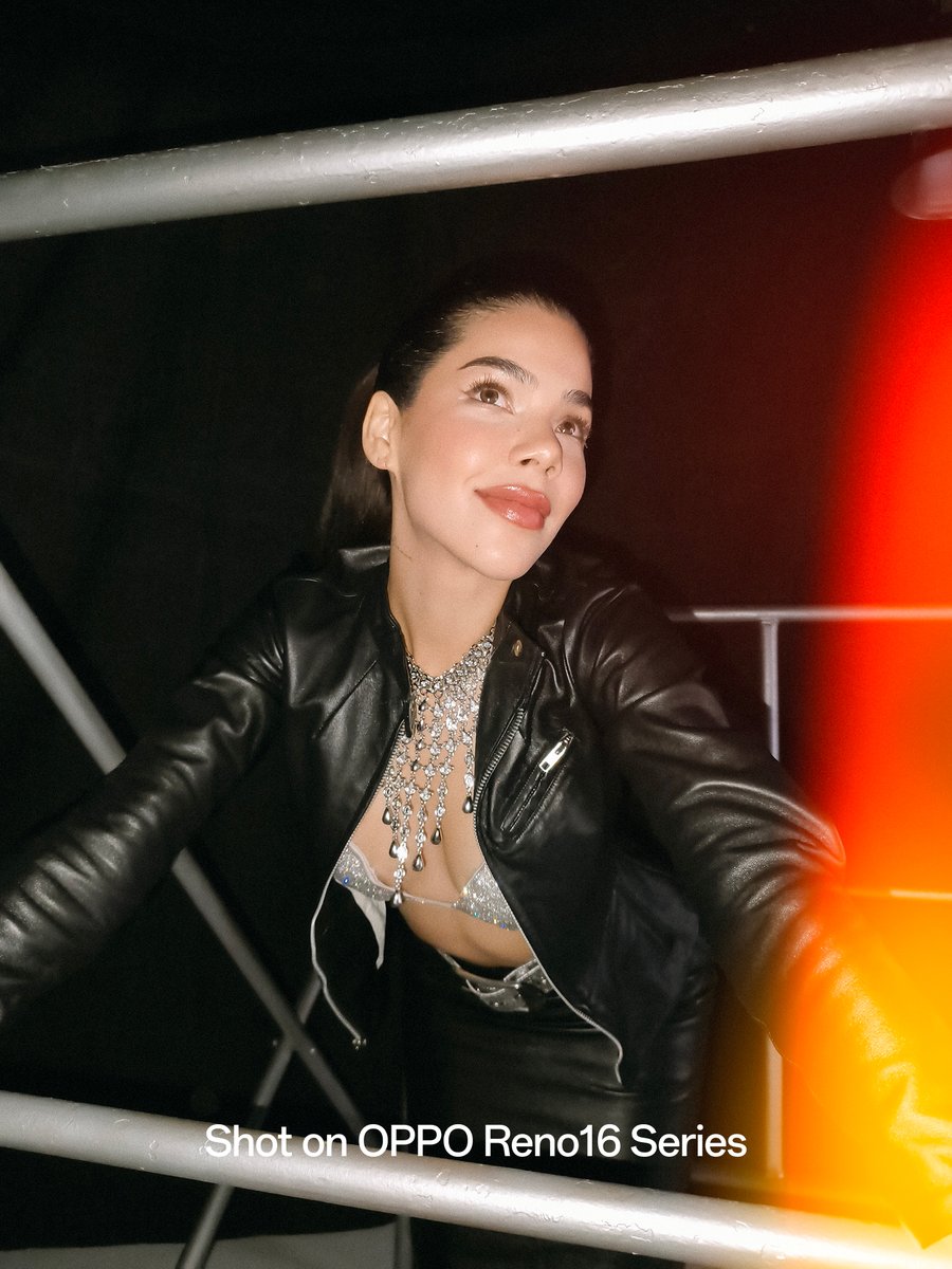 OPPOMexico's tweet photo. Todos están amando el modo Fuga de Luz. 👀 Cuando lo veas con @keniaos en #OPPOReno16 Series, entenderás el hype. 🪩✨ #FotoBestie #KeniaOS https://t.co/1gogt4AcEy