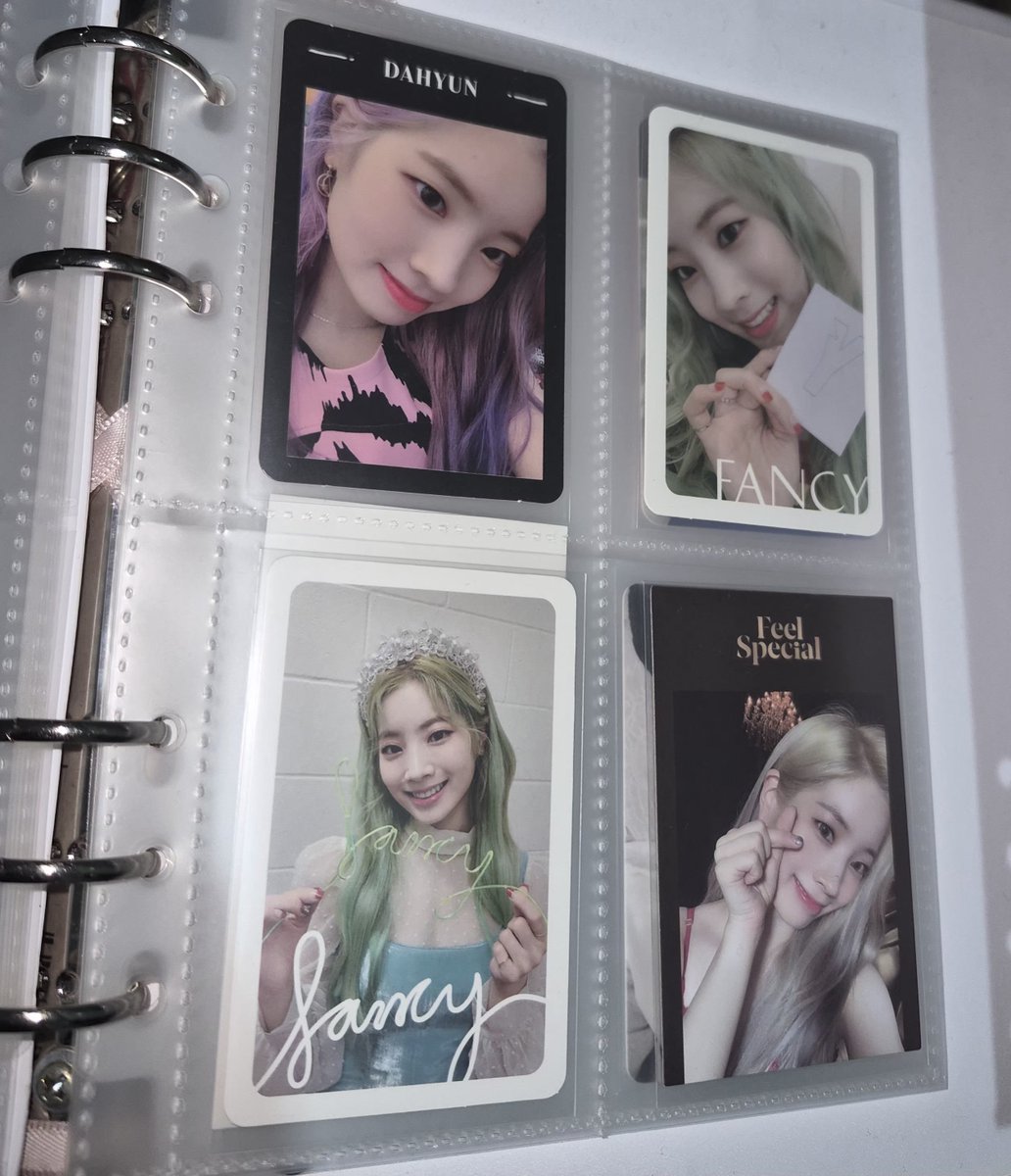 laurethyss's tweet photo. vendo venda dahyun twice interessados chamar na dm para negociarmos valor. Envio fixo de 15,00 por carta ou calculado no super frete, vou amanhã nos correios
🏷 photocard pc twicetagram summer nights regular pob nemo with you-th fancy feel special rtb Between 1&amp;2 https://t.co/gtSS2cPe9V