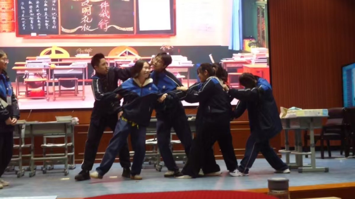 stpr_2020115's tweet photo. [Come join our English Drama Club's mini performance this Friday at 7 PM in the school auditorium! Free snacks for all participants and audience—see you there!] https://t.co/tFwqJYJ8lq