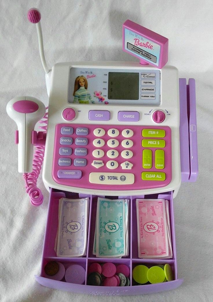 NostalgiaFolder's tweet photo. Barbie toys from the 90s/early 2000s https://t.co/A6eLKaYkK0
