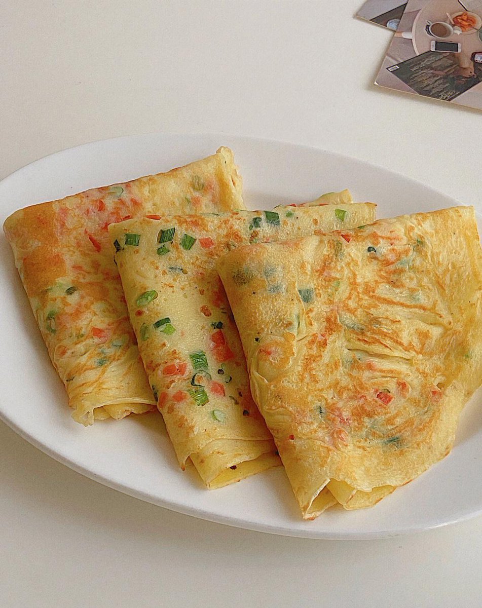 FFacc1's tweet photo. Craving the perfect late-night bite This crispy Chinese pancake with savory scallions melts in your mouth—warm, flavorful, and totally street-style delicious! https://t.co/B4dJLA1rtb