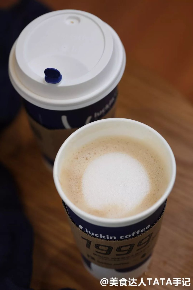superbutt2's tweet photo. Sneaked a 5-minute coffee break at my desk, pretending to check emails. Total office win.， https://t.co/xXH5PXxTUU