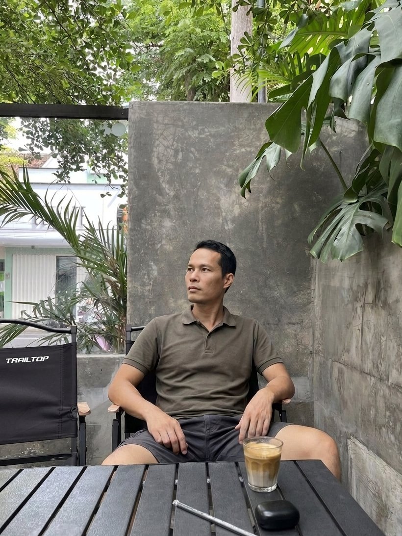 KienDatCangHP's tweet photo. Đời càng đi lâu càng hiểu: bình yên không phải là không có chuyện, mà là có chuyện vẫn giữ được lòng mình.
#SongCham #BinhYen #KienDatCang https://t.co/fp1zJ379Qt