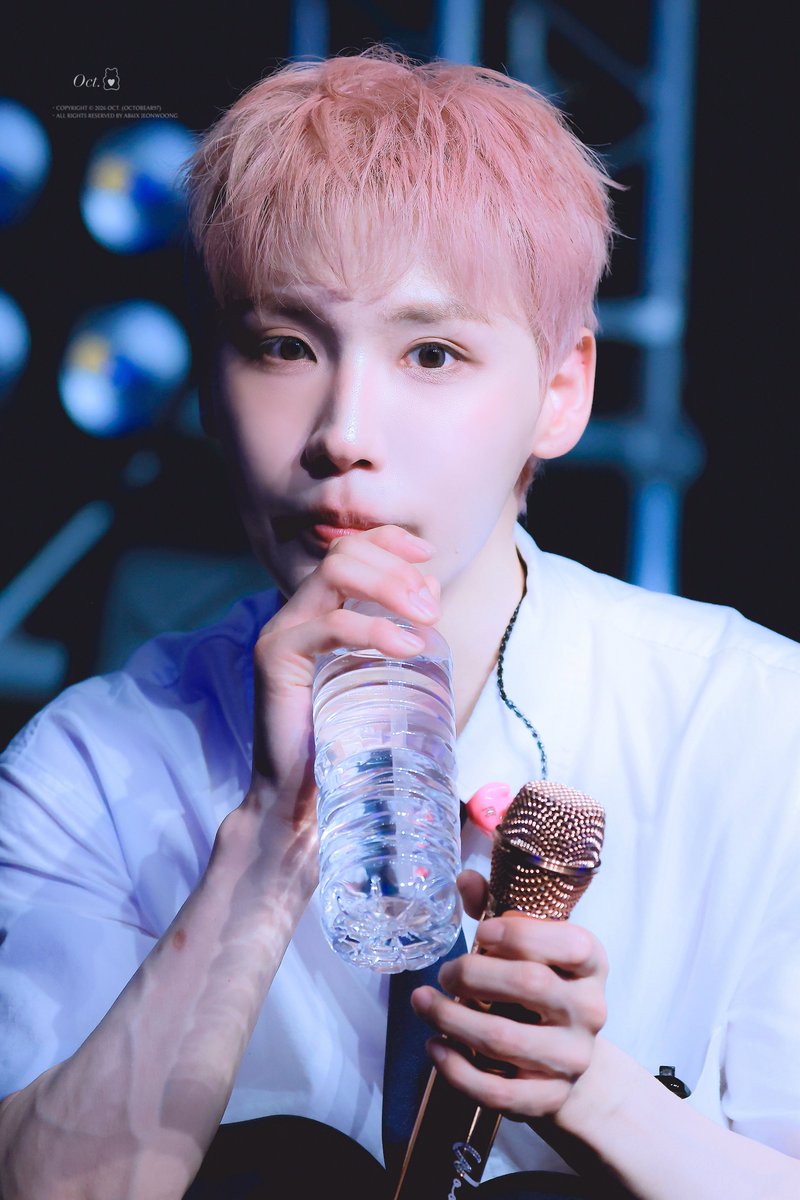 octobear97's tweet photo. ｜260801［🥤］WOONG SUMMER NIGHT

#AB6IX #에이비식스
#JEONWOONG #전웅 #ウンくん https://t.co/CAnBS5GNPD