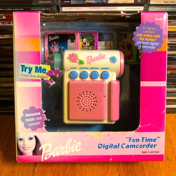 NostalgiaFolder's tweet photo. Barbie toys from the 90s/early 2000s https://t.co/A6eLKaYkK0