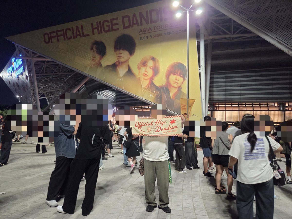 j1hxxn2's tweet photo. 내한공연 보고 아직도 설레는 마음이 남아가지구 트친소 합니다! 20대 남성이구 본진 히게단이지만 J-POP을 이곳저곳 다 듣고 있고 인디 J-POP도 좋아합니다
원래 겜계였는데 히게단 사랑이 커져서 게임이 사라졌어요.. 트위터 잘 안 해봐서 잘 모르지만 반응 남겨주시면 찾아갈게여 https://t.co/yvWn9463W0
