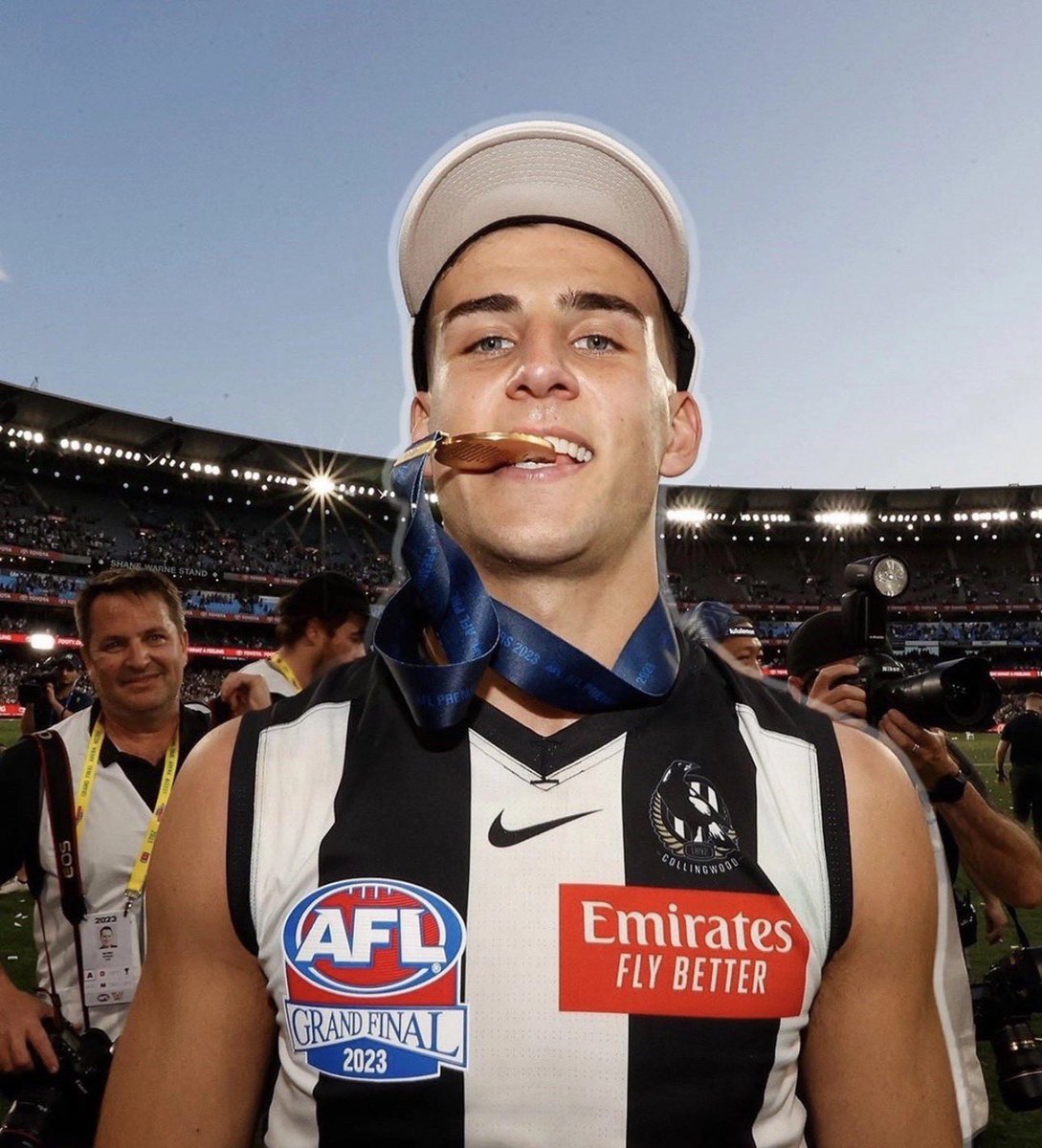 DavidKnowsMore's tweet photo. @AvbMitch @FOXFOOTY Got one of those already https://t.co/hIp4xrjus6