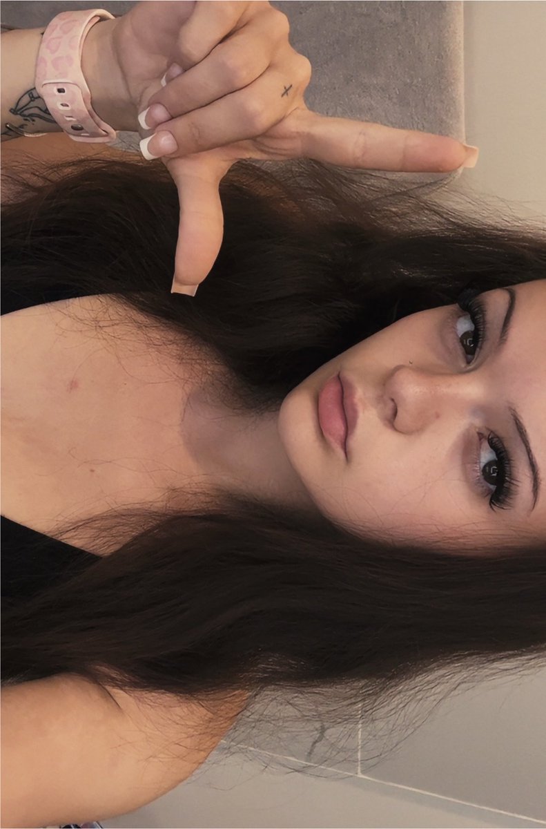 Goddessfreya037's tweet photo. Good morning, little losers! 
Relapse photoshoot happening today…
You know what that means… 😈
Findom https://t.co/bOefPjJiFs