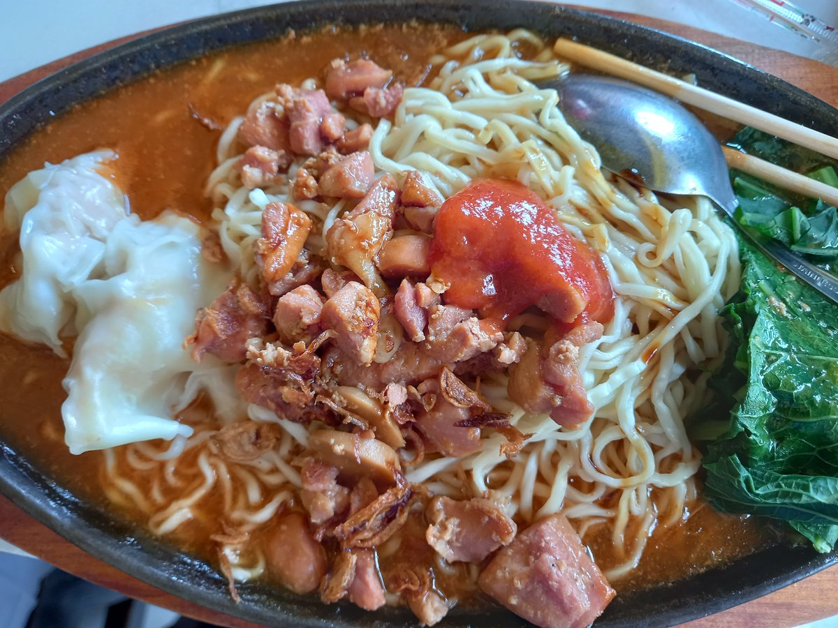 KoijiSen1012's tweet photo. Gak Usah Kasi pilihan makanan, Lu pada  laper kan liat ini ?! 
Ayok Mutualan biar nanti kenyang bareng☺️ https://t.co/NqfOTB9ggC