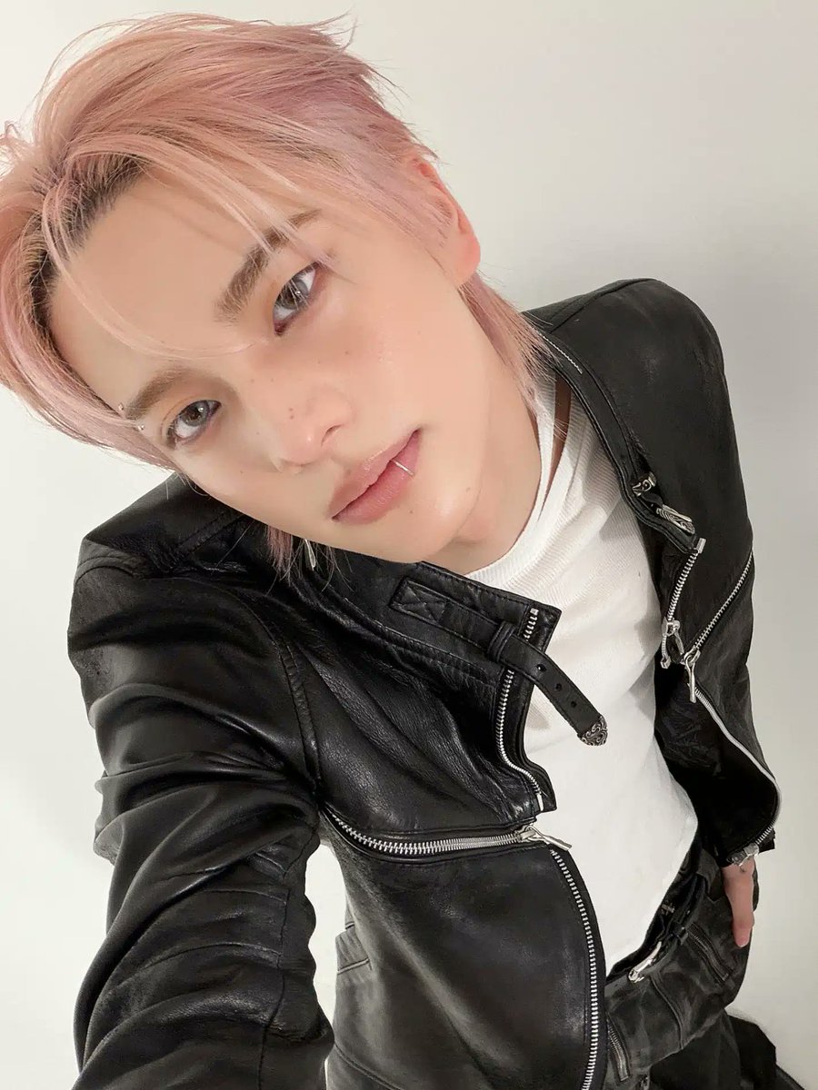 lovemxnow's tweet photo. 참 수운하게 생겨가지고는
가끔 어어.. 의 반란이 일어남 https://t.co/rn8g684VRf