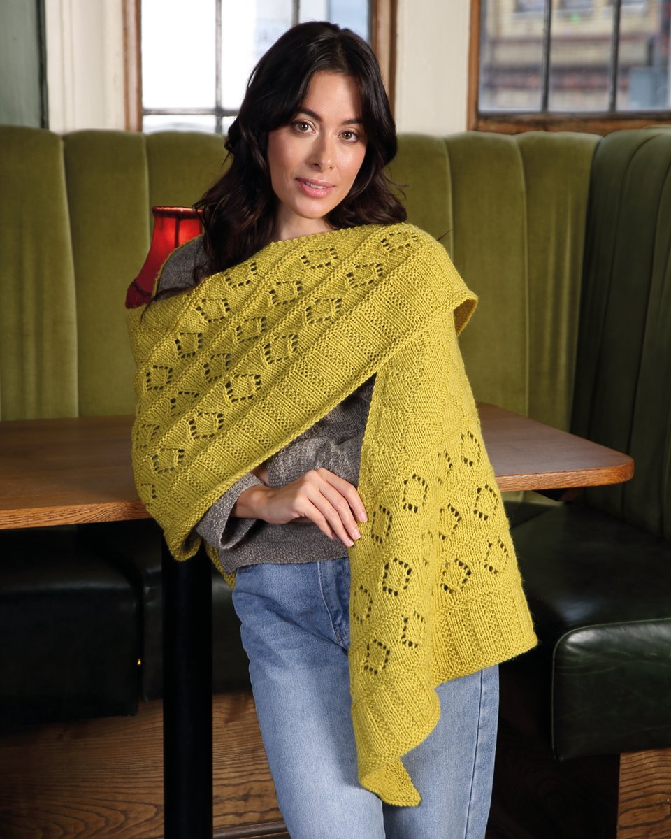 KnittingMag's tweet photo. Brian Smith’s cosy, draping Elderwood shawl shows off the mill’s Woodland Collection DK in shade Elderwood Moss. Fun fact: Coldharbour Mill in Uffculme, Devon, has been in continuous production since 1797 – making it one of the oldest woollen mills in the UK.
#knittingmagazine https://t.co/Yd5yMD136m