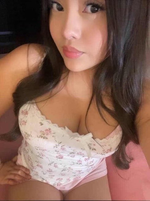 ValXlatina's tweet photo. OOTD!!! Rate itttt😜💕

#petite #latina #nsfwtwtًً #buyingcontent #goonette #goon #wataa #chudai #ootd #sandiego #menu https://t.co/kNp3t7pOLW