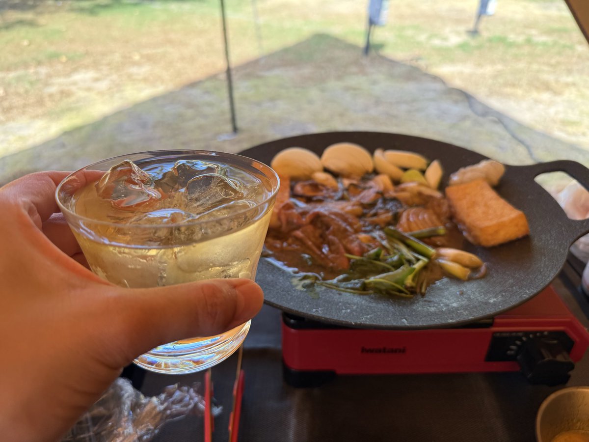 rabona13's tweet photo. 今回も上の子の学校イベントで三重に😆
昼ぐらいからすき焼きして見終わってから締めのきしめん👌
食べ過ぎた感はあるw https://t.co/Rl7xqjiegJ