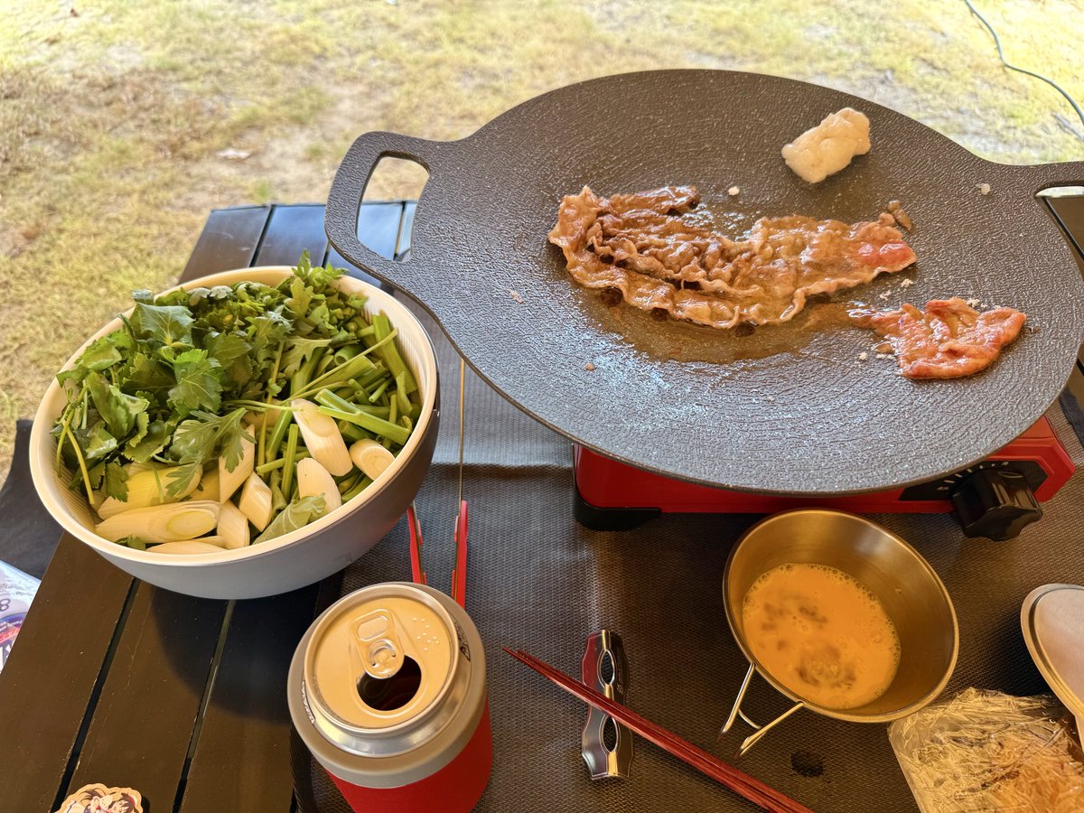rabona13's tweet photo. 今回も上の子の学校イベントで三重に😆
昼ぐらいからすき焼きして見終わってから締めのきしめん👌
食べ過ぎた感はあるw https://t.co/Rl7xqjiegJ