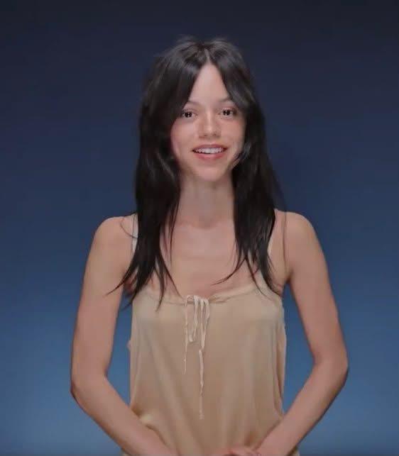 PaigeScene's tweet photo. after ariana grande, even jenna ortega is becoming a skinwalker bruh https://t.co/gPH2NaahYa