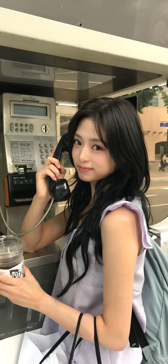 evvarbi's tweet photo. #AHYEON #아현 https://t.co/FmNk52LWHB