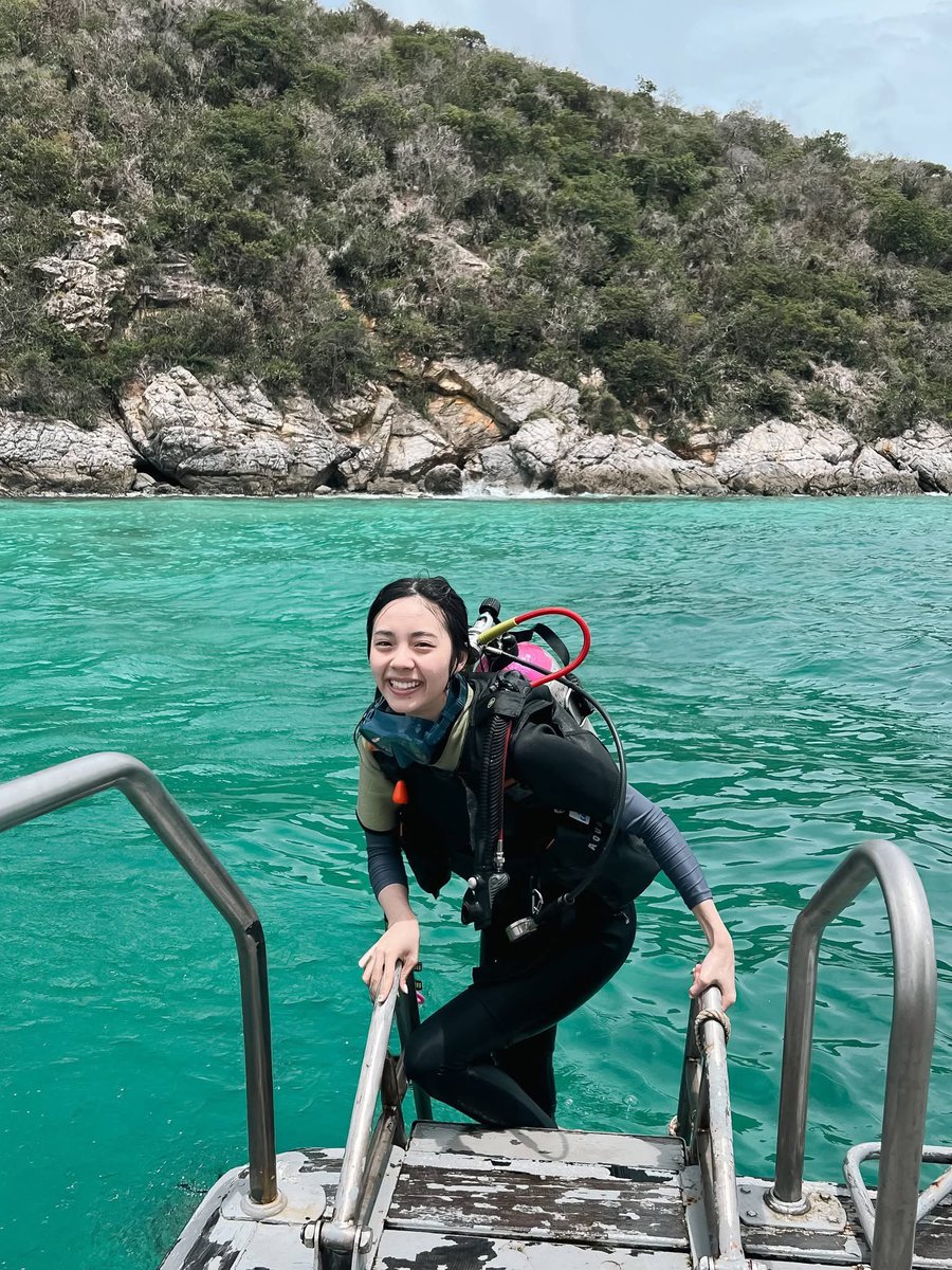 baebillan's tweet photo. อั่ยยูกม๋าเรียนว่ายน้ำป๋อมแป๋ม 🏊🏻‍♀️🪼 https://t.co/I9dHppMXqq