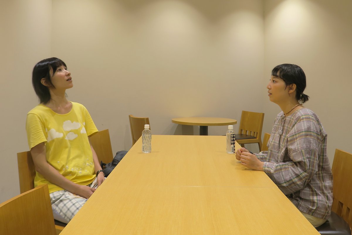 TerukiUEHARA's tweet photo. 「吉開菜央＆清原惟 真夏の渋谷対談 〜『まさゆめ』と『A Window of Memories』をめぐって〜」をサイトに掲載しました。酷暑の中、渋谷にお集まり頂き、お互いの作品について語って頂きました。是非、劇場に足をお運びの上、ご一読ください！
https://t.co/SlEmg7Moad https://t.co/EUOUEy2lSk