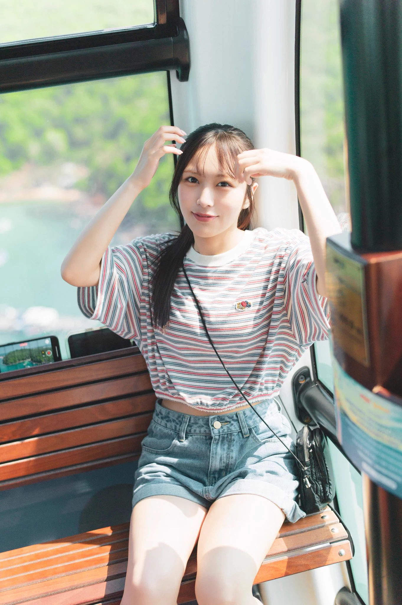 逢田珠里依1st写真集『夏はジュリイ』【公式】 on X: 