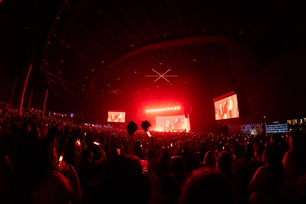 cortis_bighit's tweet photo. #가져와_new_pic 📸
260811 2026 CORTIS TOUR <PUT YOUR PHONE DOWN> IN IRVING

#CORTIS #코르티스 #CORTIS_TOUR
#PUTYOURPHONEDOWN #PYPD_IN_IRVING https://t.co/aGxkoGmpZv