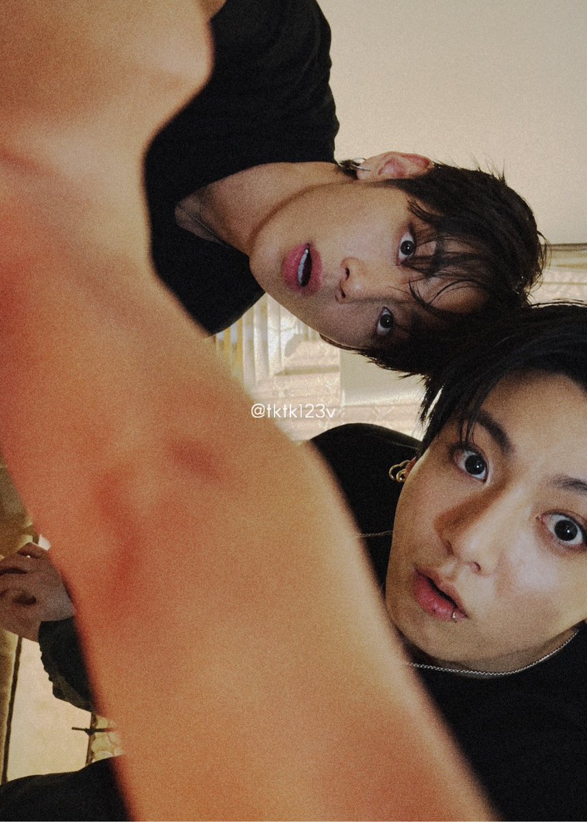 tktk123V's tweet photo. 국뷔가 다시 같이 라이브하는 날이 오다니😭 
오늘은 진짜 기념일이다…

#kv #taekook #국뷔 https://t.co/JqrLxGksb9