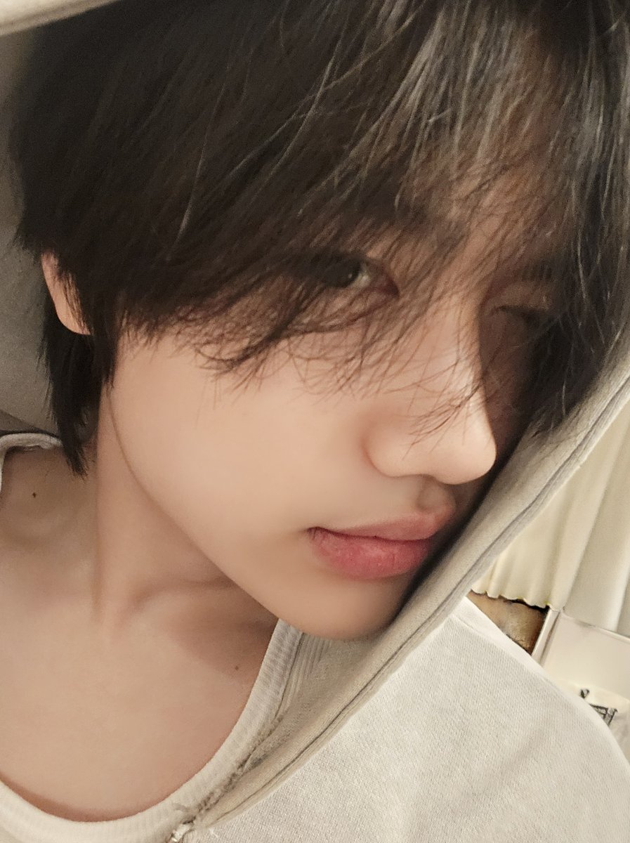 official_mme_'s tweet photo. 안녕하세요 박연준입니다 잘 부탁드려요....

#AGD #YEONJUN https://t.co/2epBpy149Y