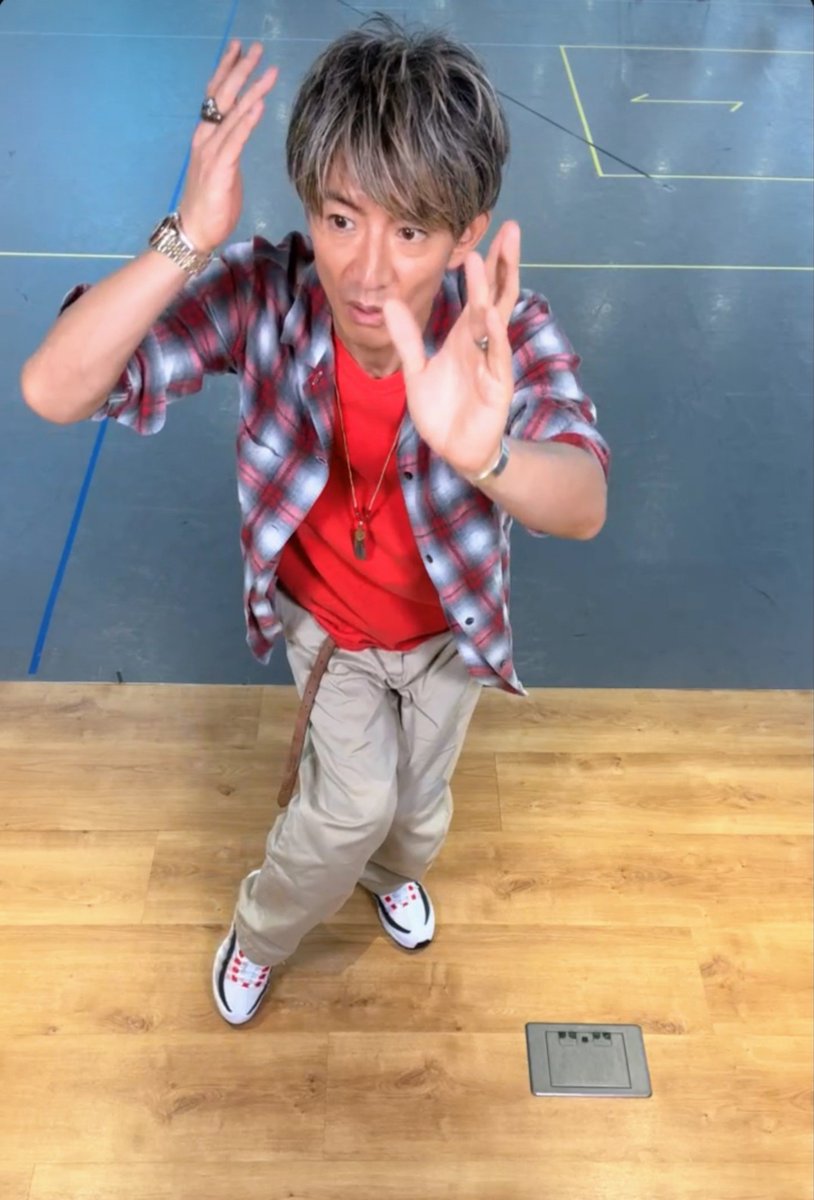 takbump's tweet photo. 阿波踊りする木村さん🤭 https://t.co/VV3UMBNGdX