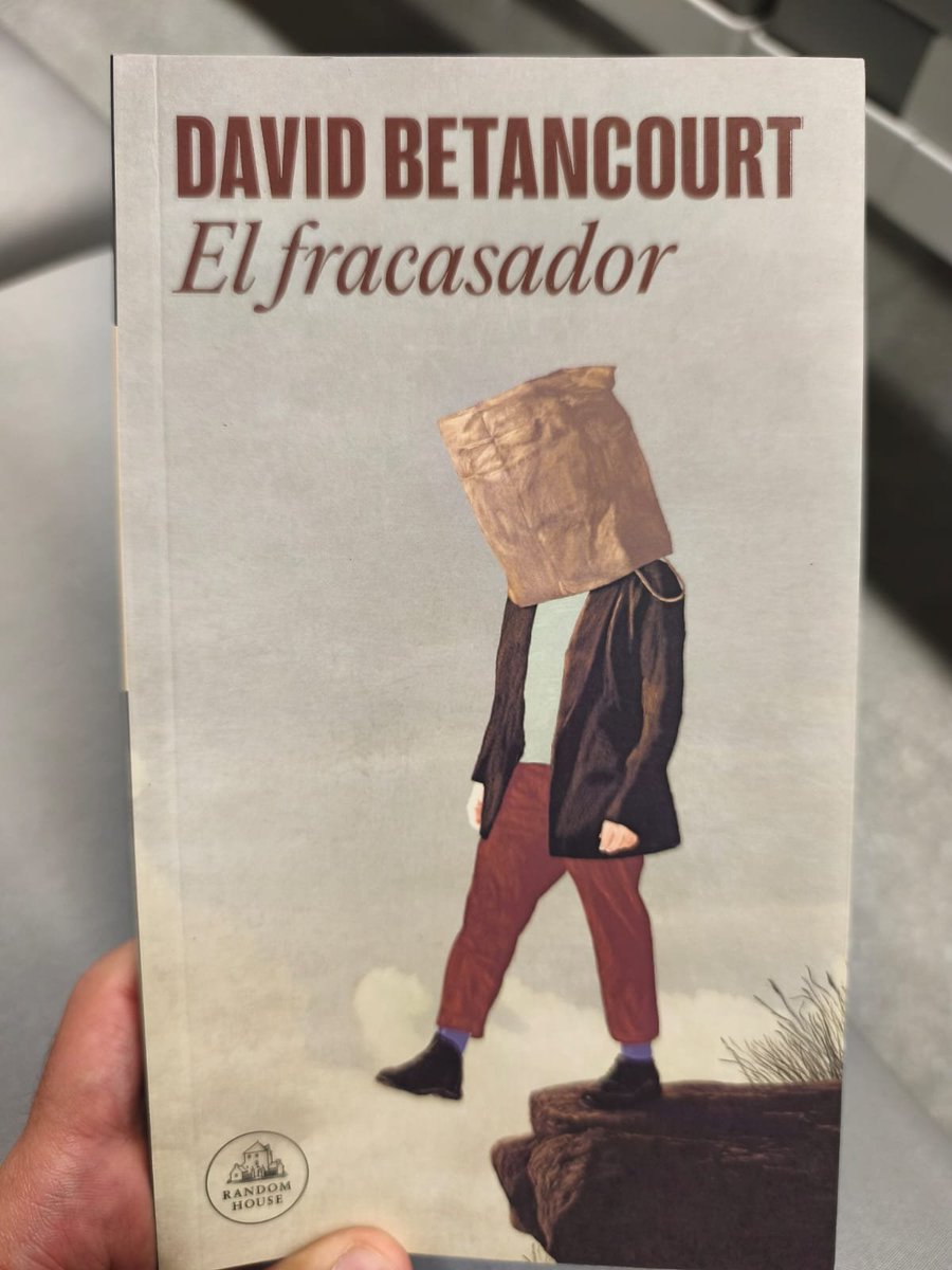 El_Man_Que_Nada's tweet photo. @masleer Me hacía reír tanto, que cuando estaba en un lugar público leyéndolo la gente me miraba preguntandose seguramente: Y este loco de que se ríe solo? 😂😂😂 https://t.co/Ena4tYx55M