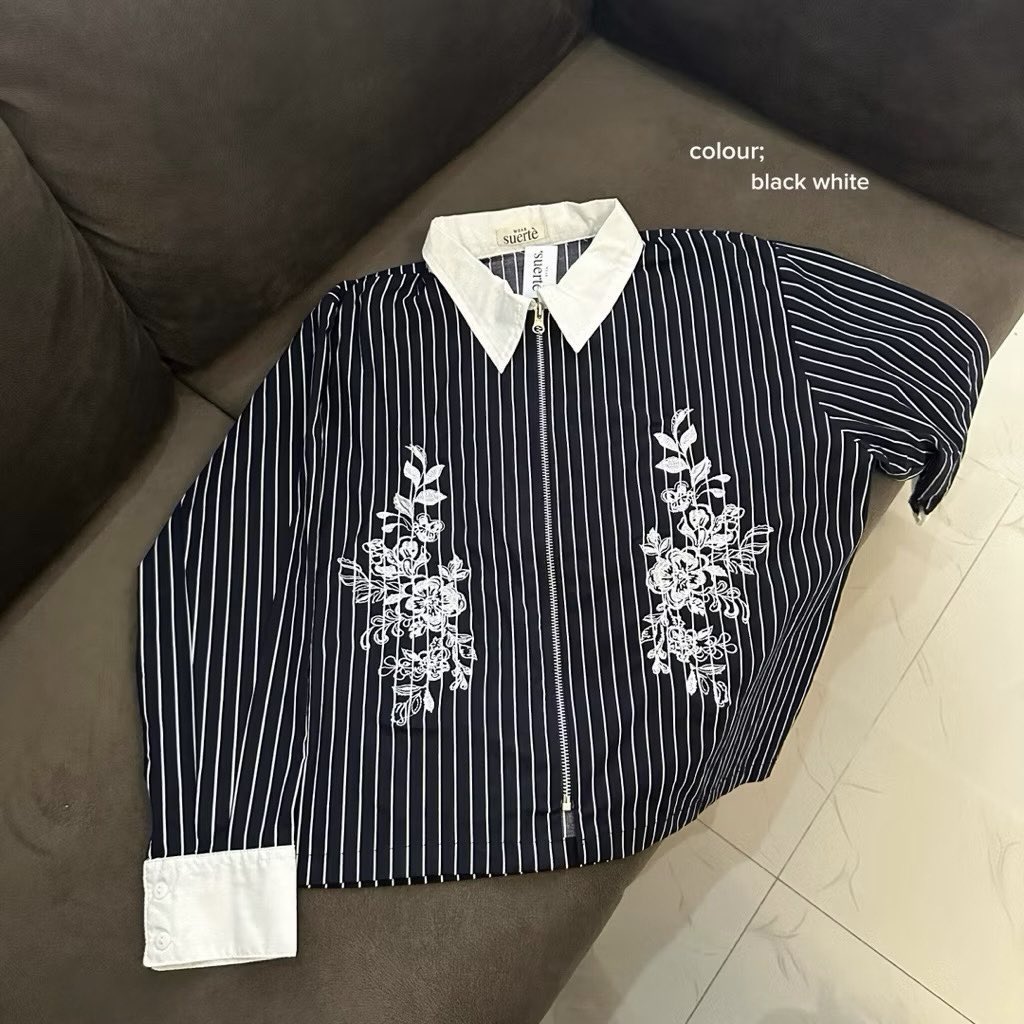 blumiwu's tweet photo. found the cutest outer on shopee🧡🍊
effortless for ootd, perfect for hangout. https://t.co/xppU5Ysj7r