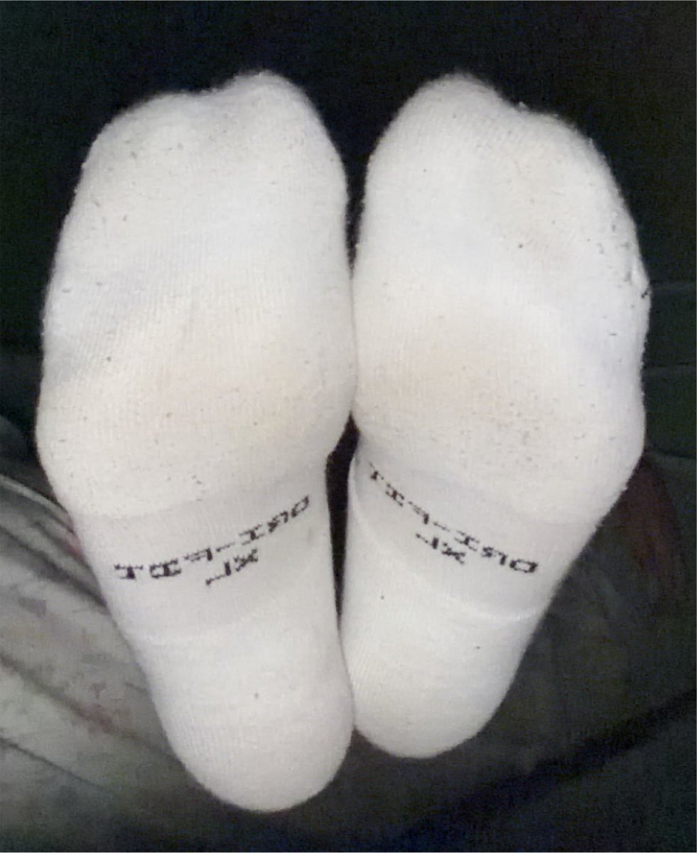 tannero0r's tweet photo. hope you don't mind if i kick my feet up bro

#feet #gayfeet #alphafeet #malefeet #socks https://t.co/3jDQf2O932