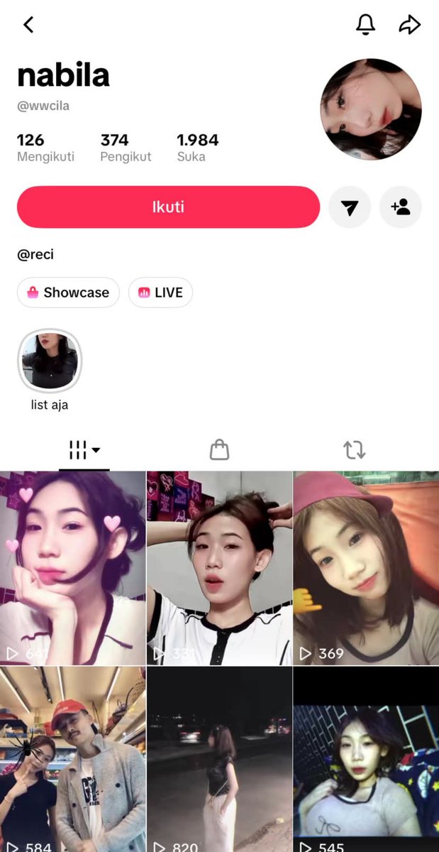 soraipena's tweet photo. temen-temen bantu up ini ya supaya makin banyak yg aware, jujur pas baca kronologinya gue juga speechless 😭 jadi ada suster problematic, kronologinya aku singkat di bawah. 

- kerja hari pertama udah ketiduran, anak gk ada yg jagain
- 2 minggu kerja, karyawan lain cari barang di kamarnya, malah nemu 2 pembalut kering masih ada darah, dia gk ngaku
- 2 bulan kerja, ijin mau main, pas dicek tasnya ada parfum & skincare majikan, bawa kondom jg karena pergi sama cowonya
- udah dikasih kesempatan lagi, tapi dia malah suka adu domba & bully karyawan lain sampai ada yg resign
- dia juga ngajarin art lain buat ngelawan majikannya
- sering bilang kalau di mall dia disapa orang karena cantik & dikira istri bos
- mandiin anak nggak sampe 1 menit sampai anak katanya kulitnya gatal
- dia fitnah suami majikan katanya ngelecehin dia, padahal ada saksi kalau suaminya nggak ngapa-ngapain
- dia jg bilang saudara majikan bilang dia cantik & cocok jadi majikan, padahal belum pernah ketemu
- pernah saat dibangunin majikan malah mendesah-desah, katanya mungkin dia kira yg bangunin suami majikan
- setelah soal fitnah suami majikan, dia ngaku kalau dia bohong & fitnah semua orang di rumah
- langsung diusir, tapi dia nggak mau pulang
- beberapa bulan kemudian, hari ini dia malah upload foto anak majikan dengan caption paling sok tau padahal dulu udah ada kesepakatan nggak boleh pegang hp pas lagi jaga anak

aku cuma bantu up berdasarkan cerita dari pihak majikan.
