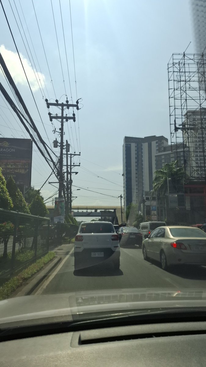 Aj_Davao_LowKey's tweet photo. Its pas 9am...summer like weather...trapik ghapon 😪😪😪 https://t.co/IgpPnUURDn