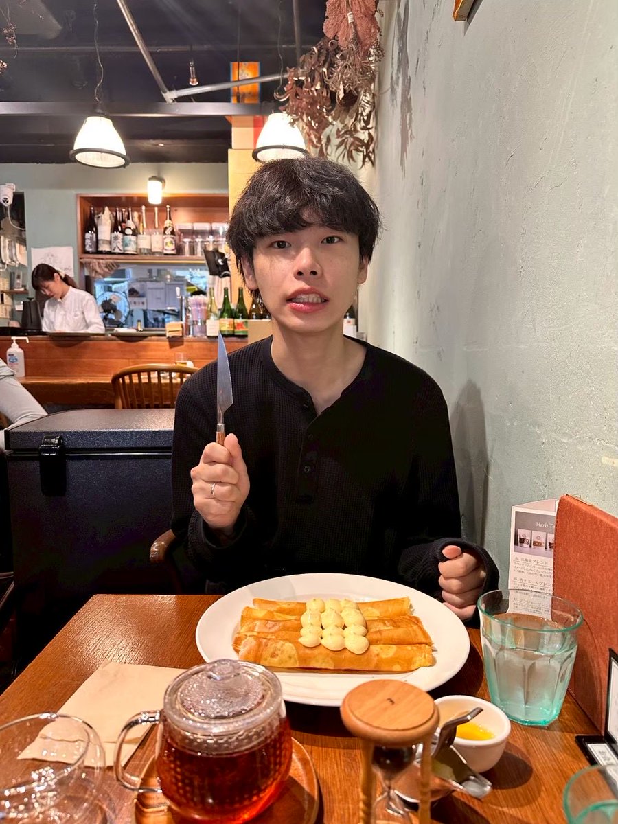 chanyui2180's tweet photo. 23歳になりました https://t.co/mgjcNdSNjv